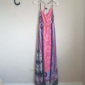 Boho maxi dress Bebe size small